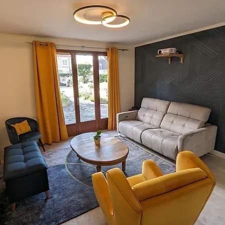 Maison Holiday home *
